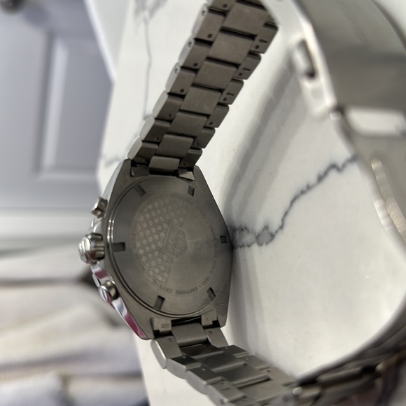 Selling my first luxury watch I’ve ever bought.. Tag Heuer Formula 1! - Picture 3 of 4